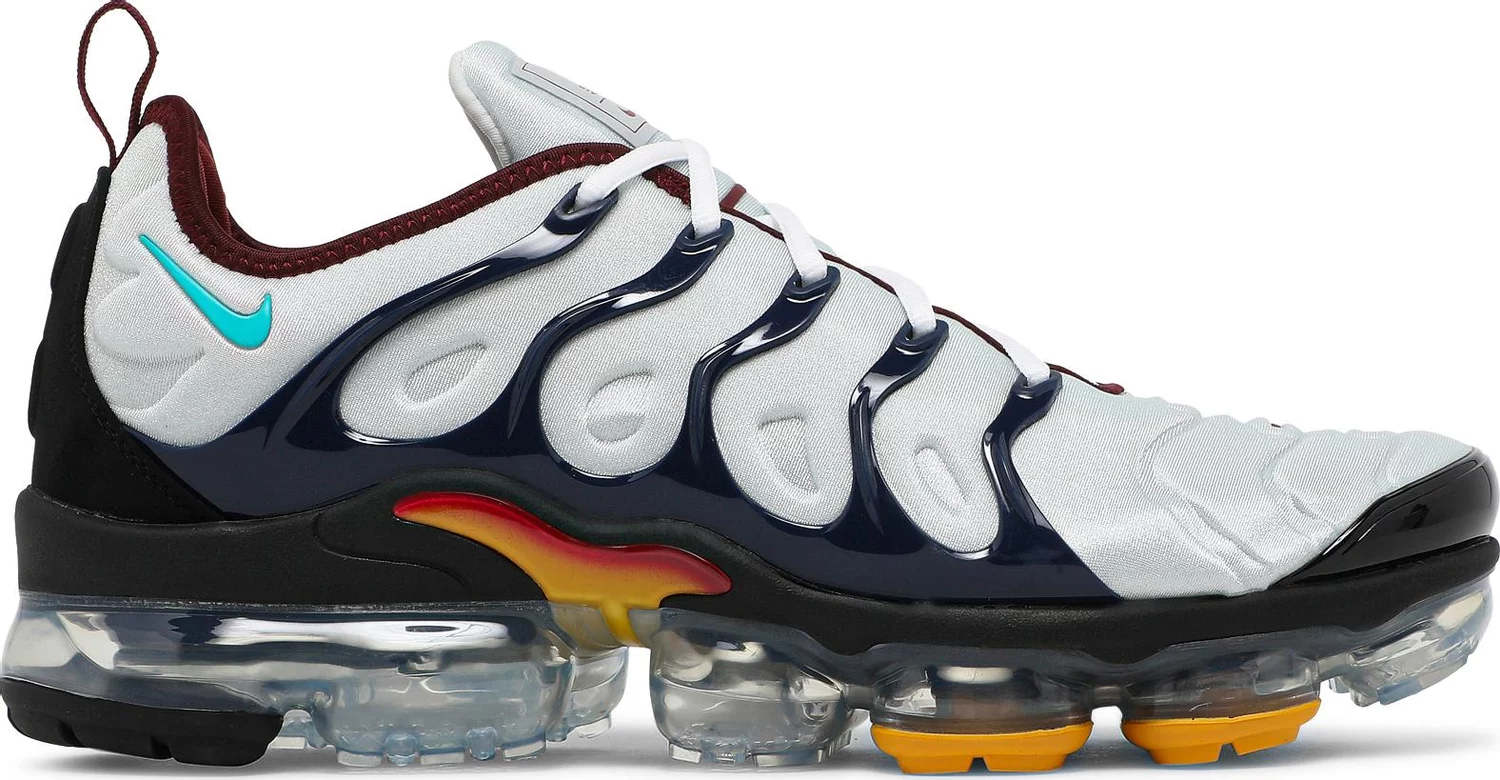 navy blue nike air vapormax plus